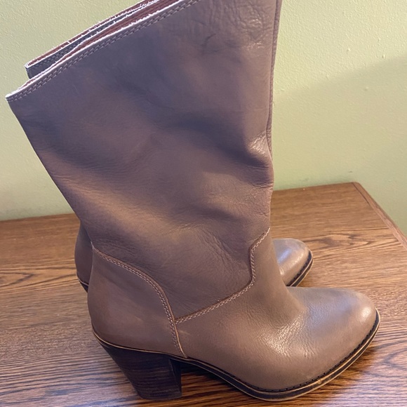 Lucky Brand Leather Boots size 8 - Picture 4 of 8